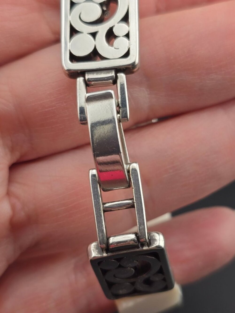 Brighton Contempo Mother Of Pearl Bracelet Silver-Tone 6.5 Inches Retired - Picture 10 of 10